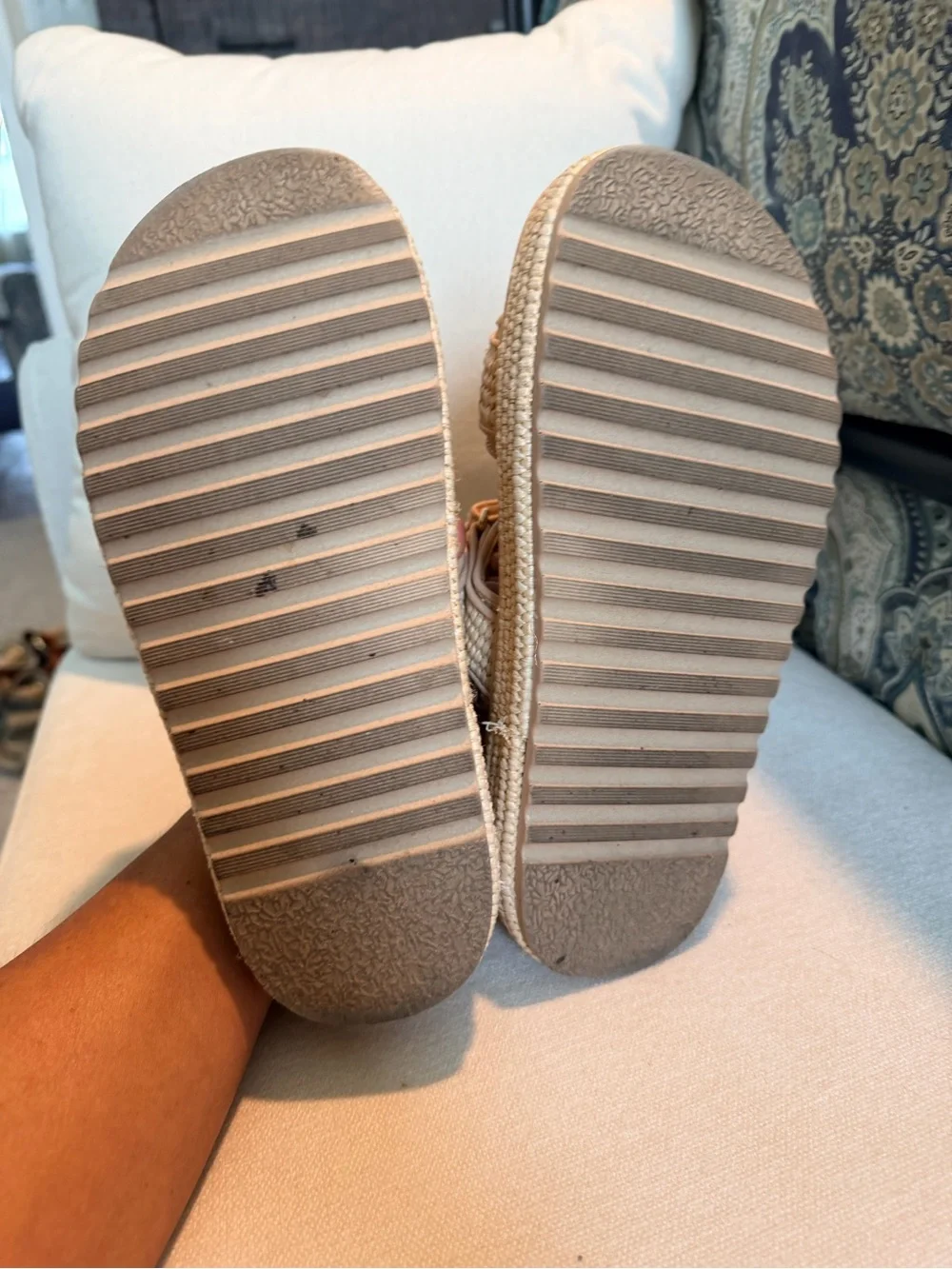 Steve Madden Bigmona Woven Platform- size 6.5